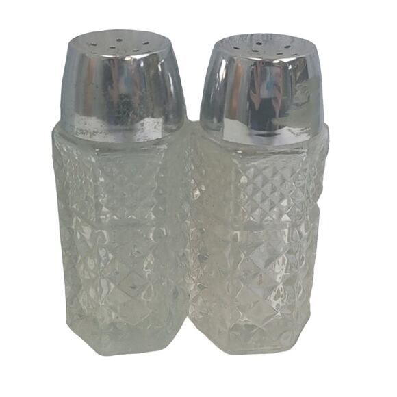 Vintage Other - Pair of Vintage Glass 1950s Diner Style Silver Top Salt & Pepper Shakers